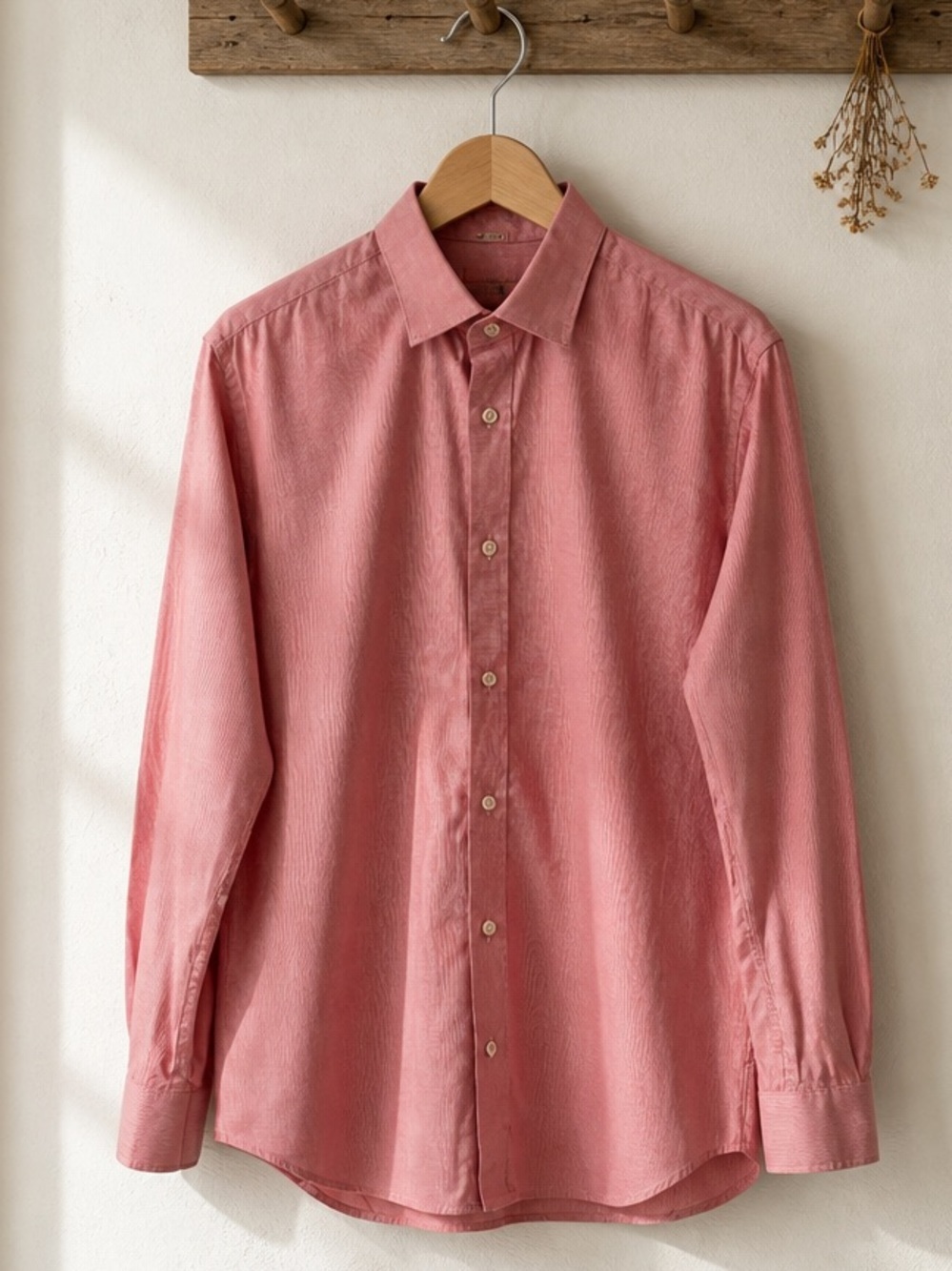 Banana Republic Men's Long-Sleeve Button-Up Shirt in Rose